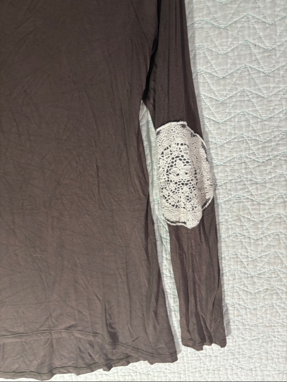 BKE Taupe Long Sleeve Scoop Neck Top with White Crochet Elbow Patches - Picture 4 of 11